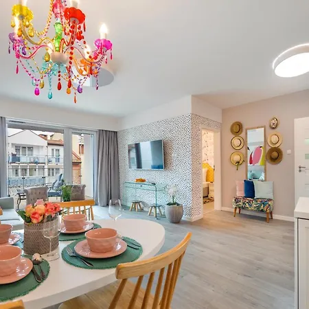 Apartamenty Sun & Snow Nadmorskie Tarasy Z Basenem Kolobrzeg Exterior photo