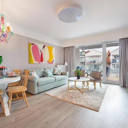 Apartamenty Sun & Snow Nadmorskie Tarasy Z Basenem Kolobrzeg Exterior photo